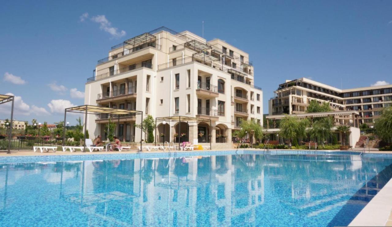 Charming Studio In Sorrento Sole Mare Sveti Vlas Esterno foto