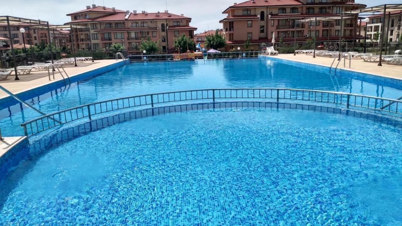 Charming Studio In Sorrento Sole Mare Sveti Vlas Esterno foto